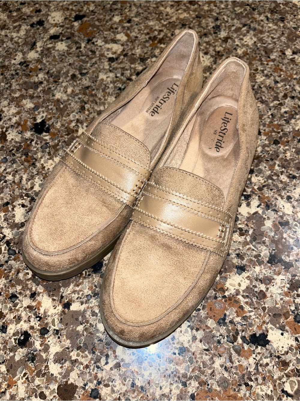 Life Stride Women's Light Tan Suede Penny Loafers